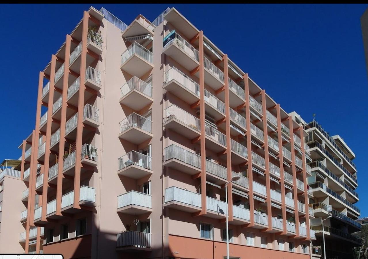 Spacious Apartment In The Heart Of Juan Les Pins ! Extérieur photo